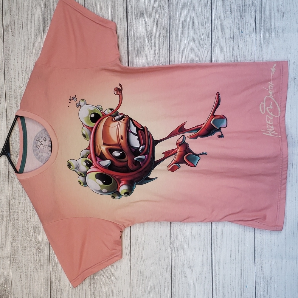 Hazel Smith glitch art gallery tee